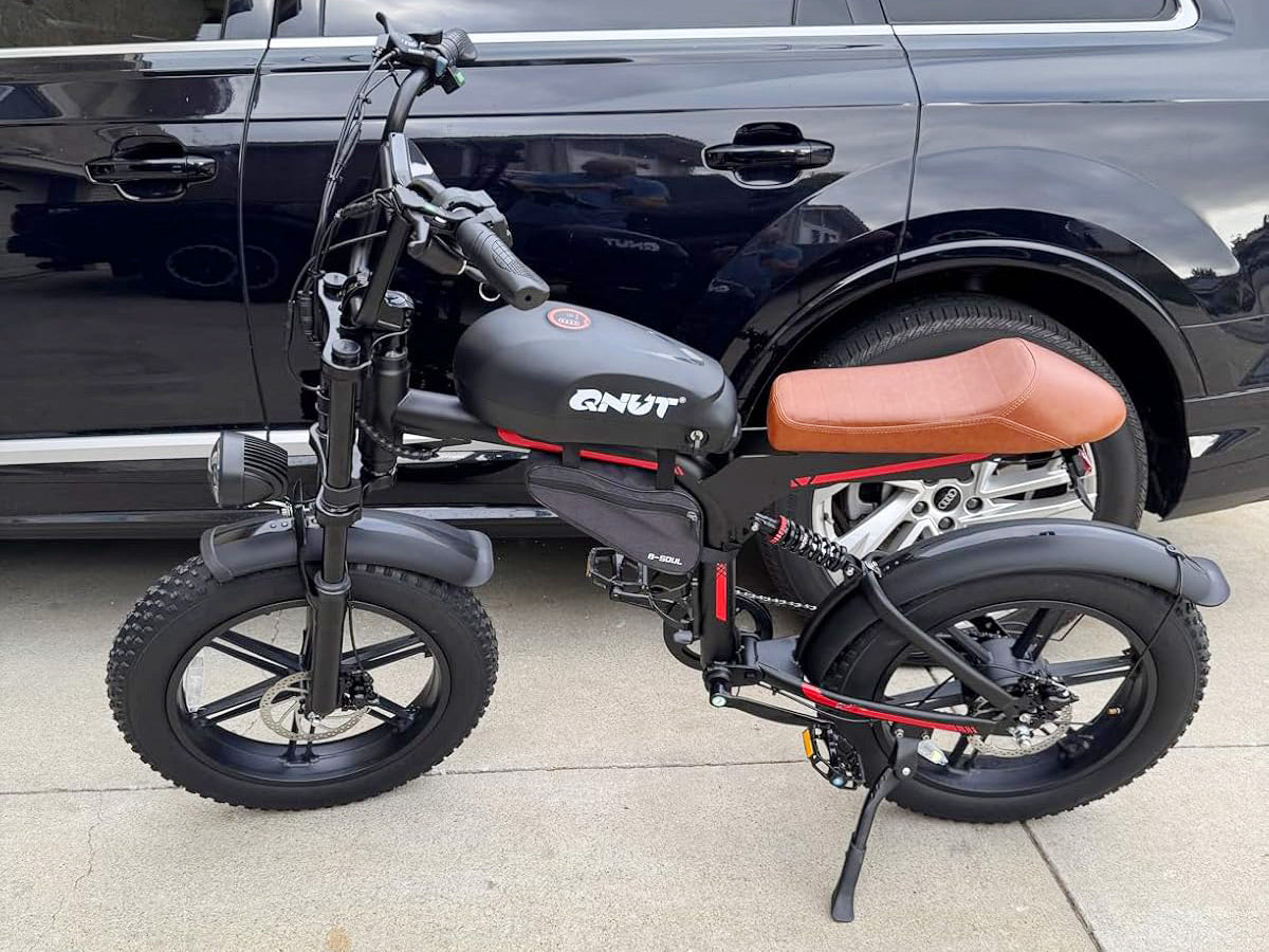 Electric Motorcycle vs Electric Bicycle: Which One Is Right for You?