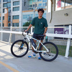 QNUT Victor Electric Mountain Bike in White Lifestyle 01 